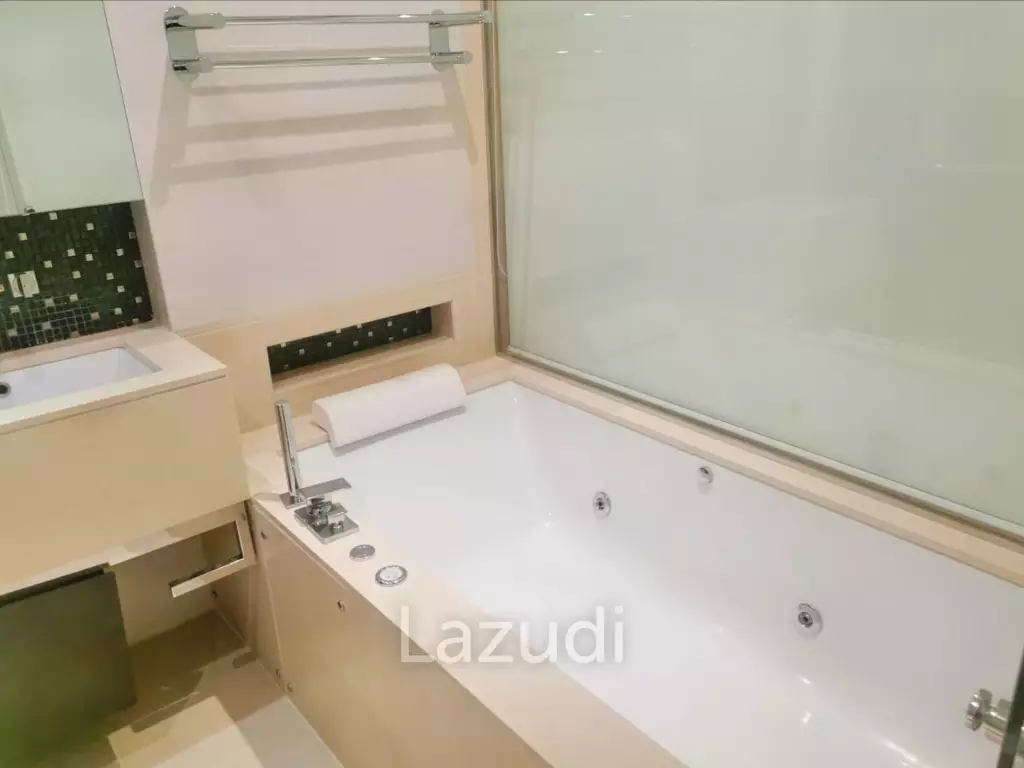 1 Bed 1 Bath 45 SQ.M. The Address Sukhumvit 28