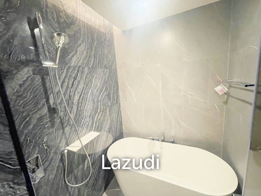 2 Bed 2 Bath 62 SQ.M The Reserve Sukhumvit 61