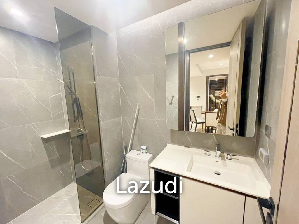 2 Bed 2 Bath 62 SQ.M The Reserve Sukhumvit 61