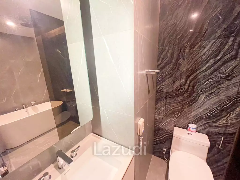 2 Bed 2 Bath 62 SQ.M The Reserve Sukhumvit 61