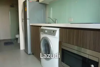 studio 30 SQ.M Urbano Absolute Sathon - Taksin