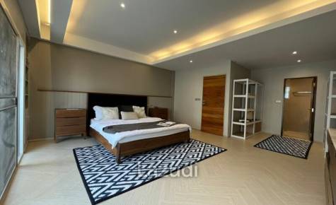 3 Bedrooms 3 Bathrooms Townhouse for Sale