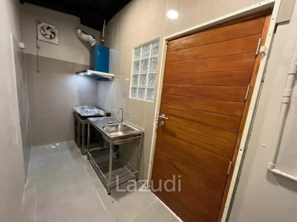 3 Bedrooms 3 Bathrooms Townhouse for Sale