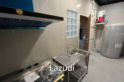 3 Bedrooms 3 Bathrooms Townhouse for Sale