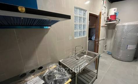 3 Bedrooms 3 Bathrooms Townhouse for Sale