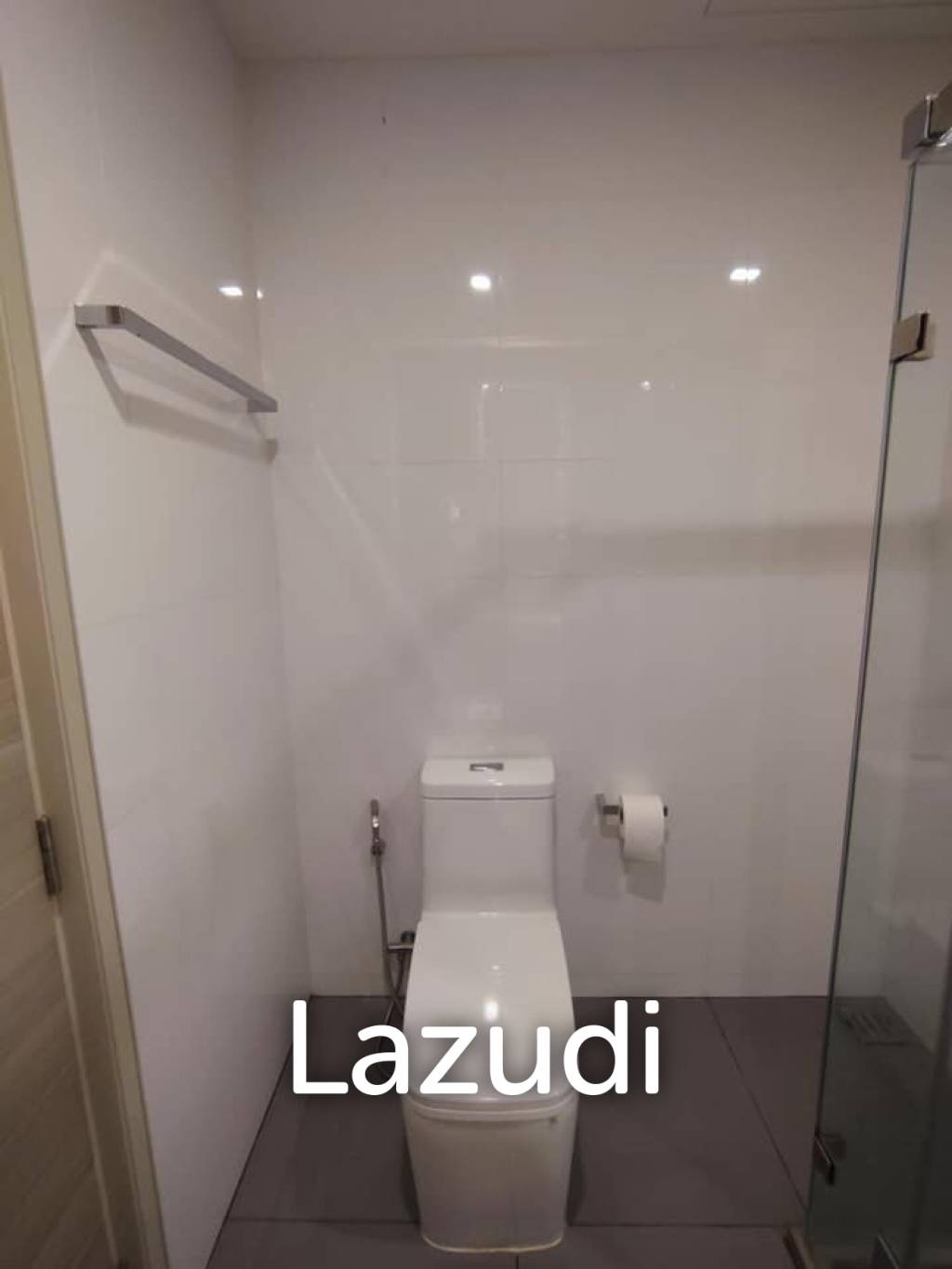 1 Bedroom 1 Bathroom 47 SQ.M. The Room Sathorn