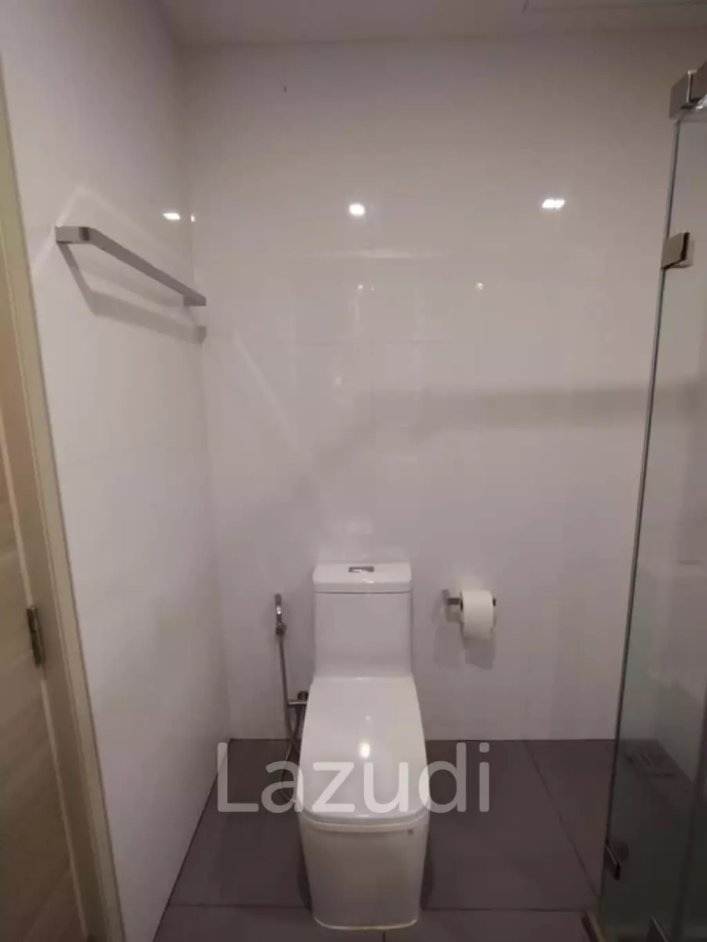 1 Bedroom 1 Bathroom 47 SQ.M. The Room Sathorn