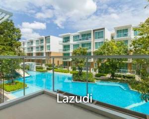 1 Bed Beachfront Condo with Pool View