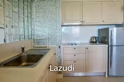 1 Bed Beachfront Condo in Town
