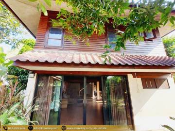 2 Level Detached House