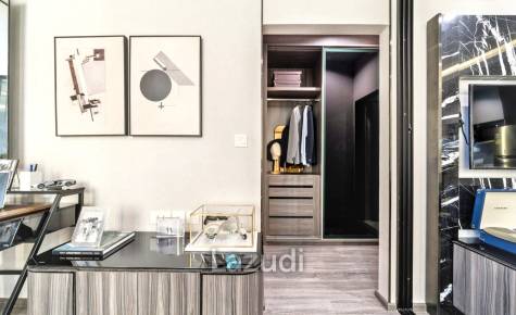 1 Bed 1 Bath 58.18 Sq.M. For Sale at Ideo Mobi Rangnam