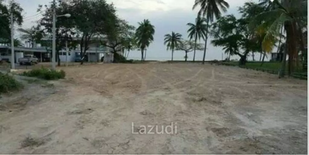 1 Rai 96 SQW Beachfront Land in Town