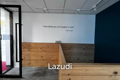 Office at Tossapon Building