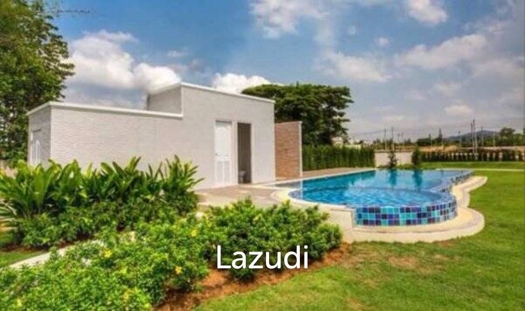 NICE BREEZE 9 ( OFF PLAN ) : Colonial Style 2 Bed Villa