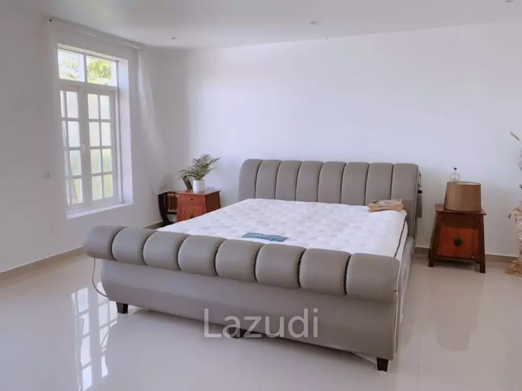 Pool Villa for Sale at Temple lake Village