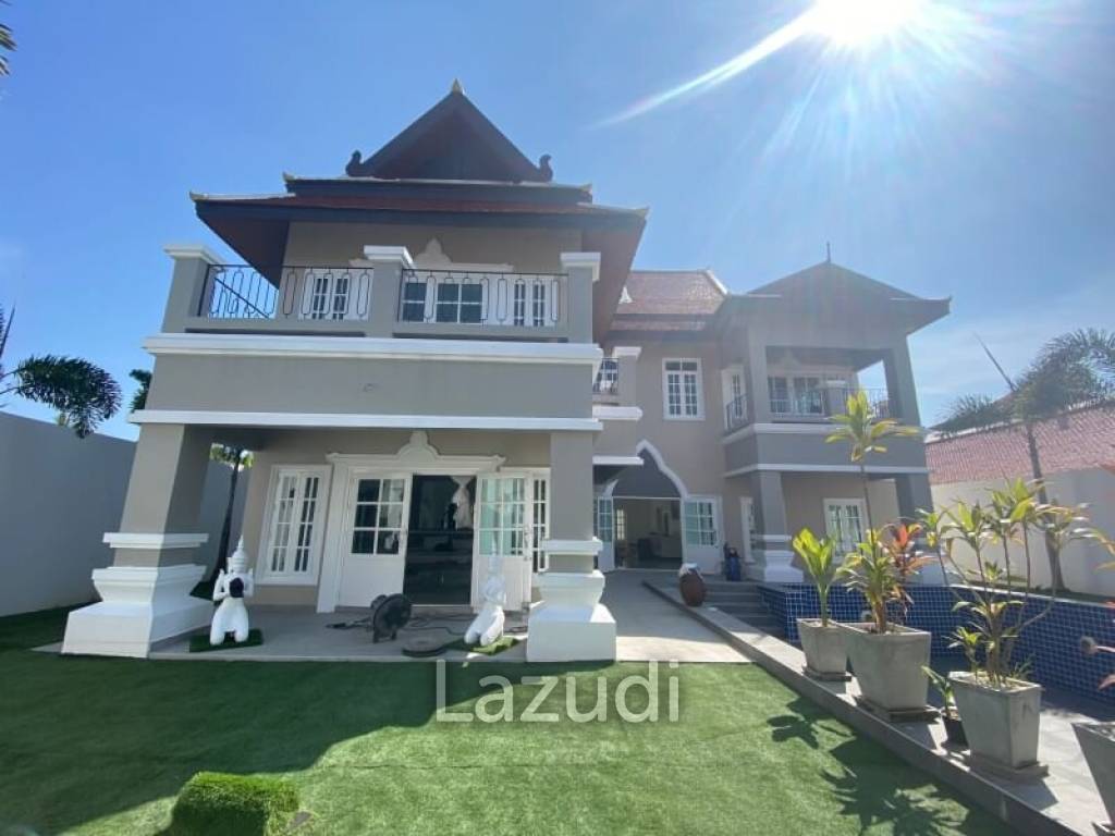 Pool Villa for Sale at Temple lake Village