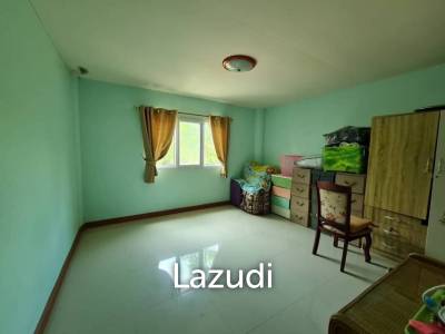 House for sale with land, mountain view