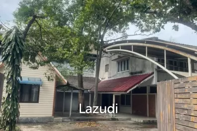 6 Bedroom 4 Bathroom Land With Structure For Sale