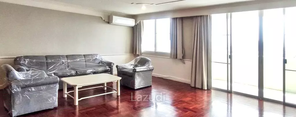3 Bed 3 Bath 250 Sqm Le Chateau Mansion