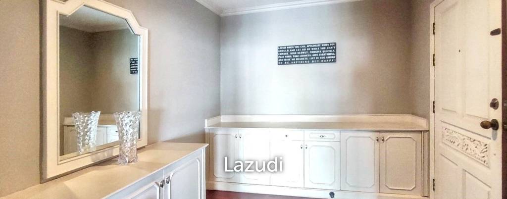 3 Bed 3 Bath 250 Sqm Le Chateau Mansion