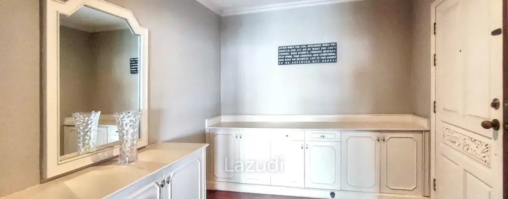 3 Bed 3 Bath 250 Sqm Le Chateau Mansion