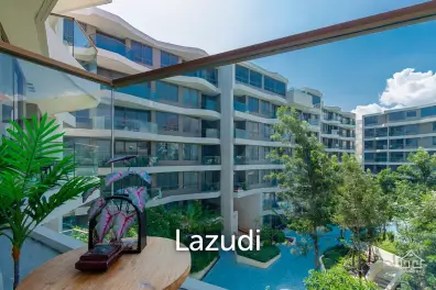 Luxurious 2 bed condo beachfront