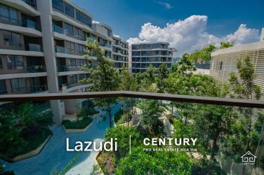 Luxurious 2 bed condo beachfront