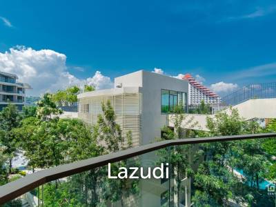 Luxurious 2 bed condo beachfront
