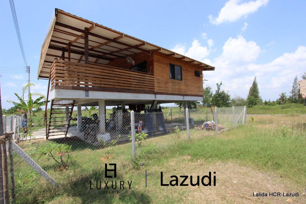 Countryside Thai and Western style house on stilt with open view