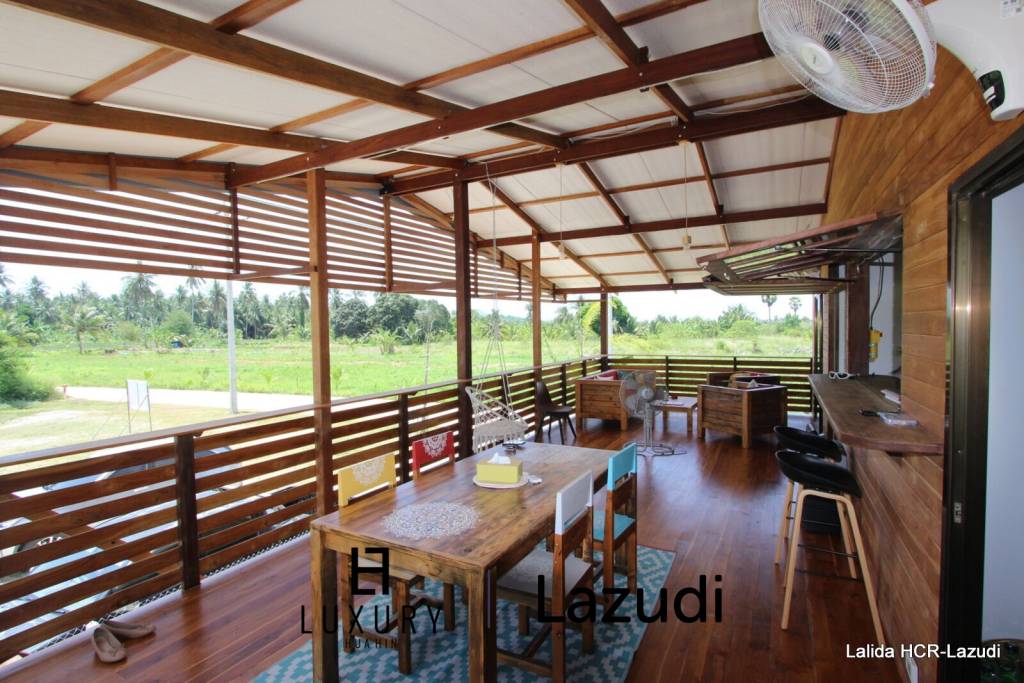 Countryside Thai and Western style house on stilt with open view