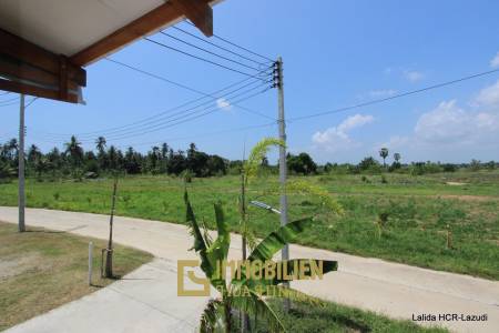 Countryside Thai and Western style house on stilt with open view