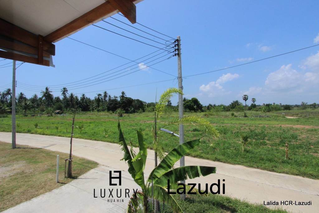 Countryside Thai and Western style house on stilt with open view